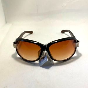 Ladies compare to coach sunglasses